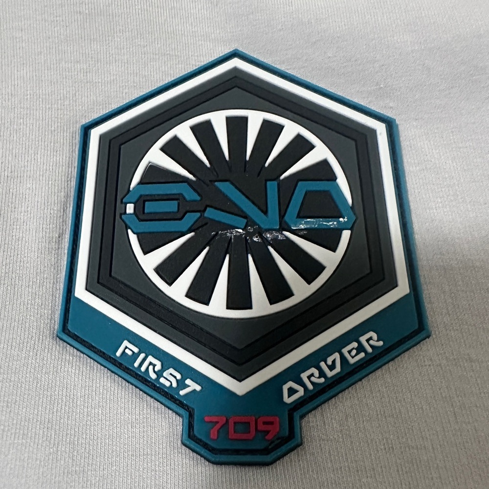 Disney Star Wars Galaxy Edge Mandalorian 709 First Order Gray Hoodie - Picture 4 of 8